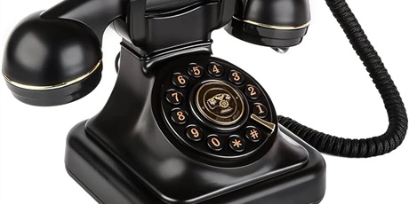 1-kwietnia-dzien-z-telefonem-w-sp-44-683988.jpg [miniatura]