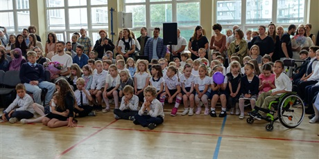 Powiększ grafikę: zakonczenie-roku-szkolnego-2024-2025-636447.jpg